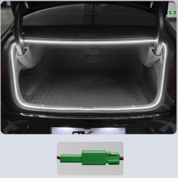 Đèn cốp sau Lynk & Co 03
